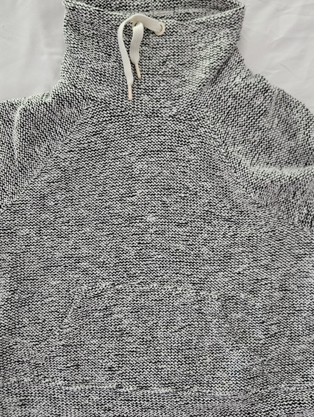 Aerie Offline M Gray Marled Knit Sweater with Drawstring